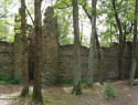 Ballymotte - umělá zřícenina irského hradu v lesoparku Prašivec, Nalžovské hory 